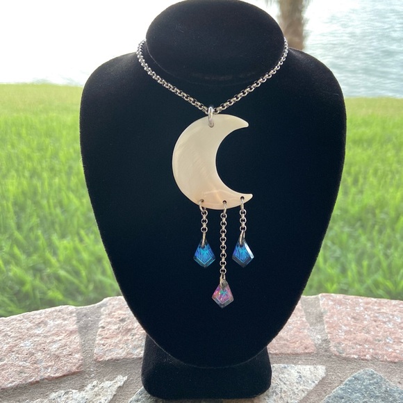 Silverskylight Jewelry - Mother of pearl & austrian crystals moon boho stainless steel chain necklace